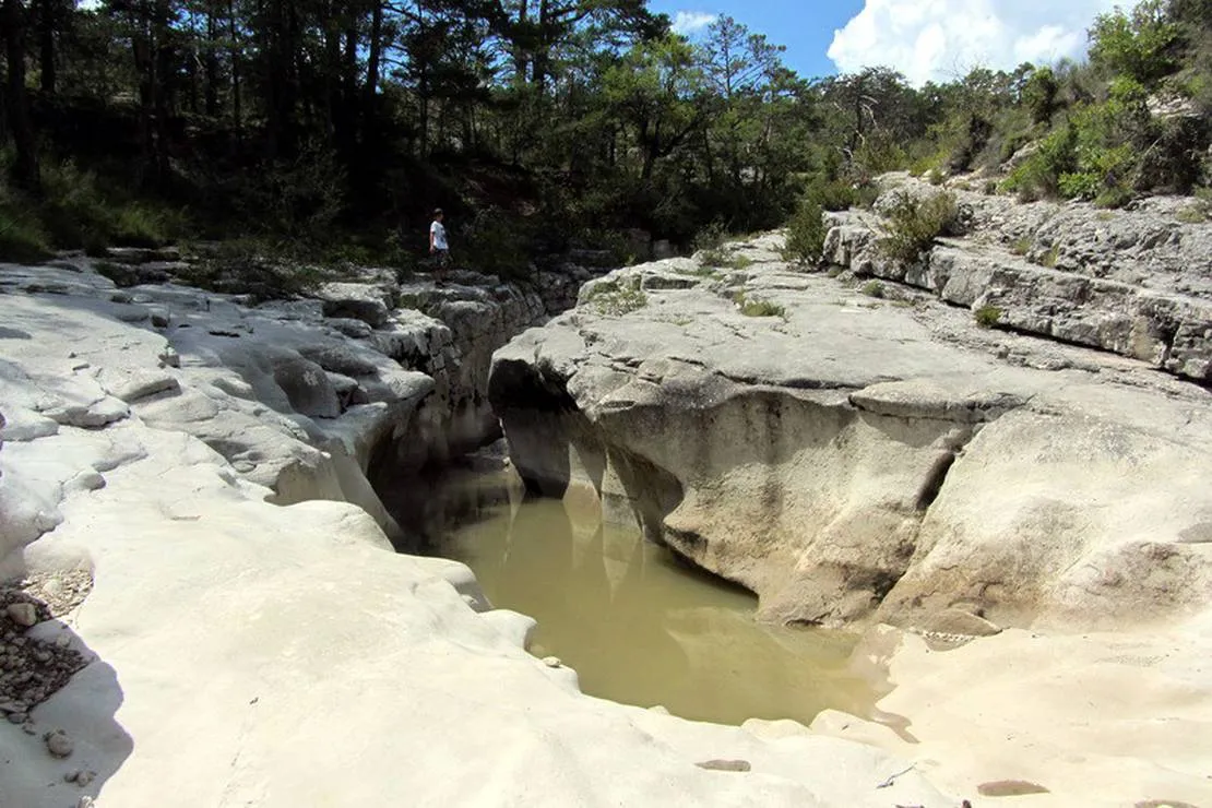 camping-de-carajuan-rougon-ovhod