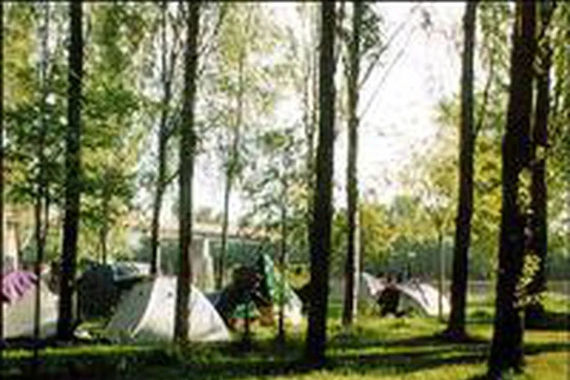duna-camping-es-panzio-tahitotfalu-agipw