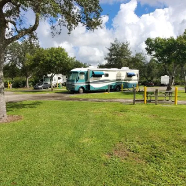 larry-penny-thompson-campground-miami-nvq9f