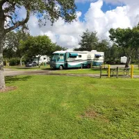 larry-penny-thompson-campground-miami-nvq9f