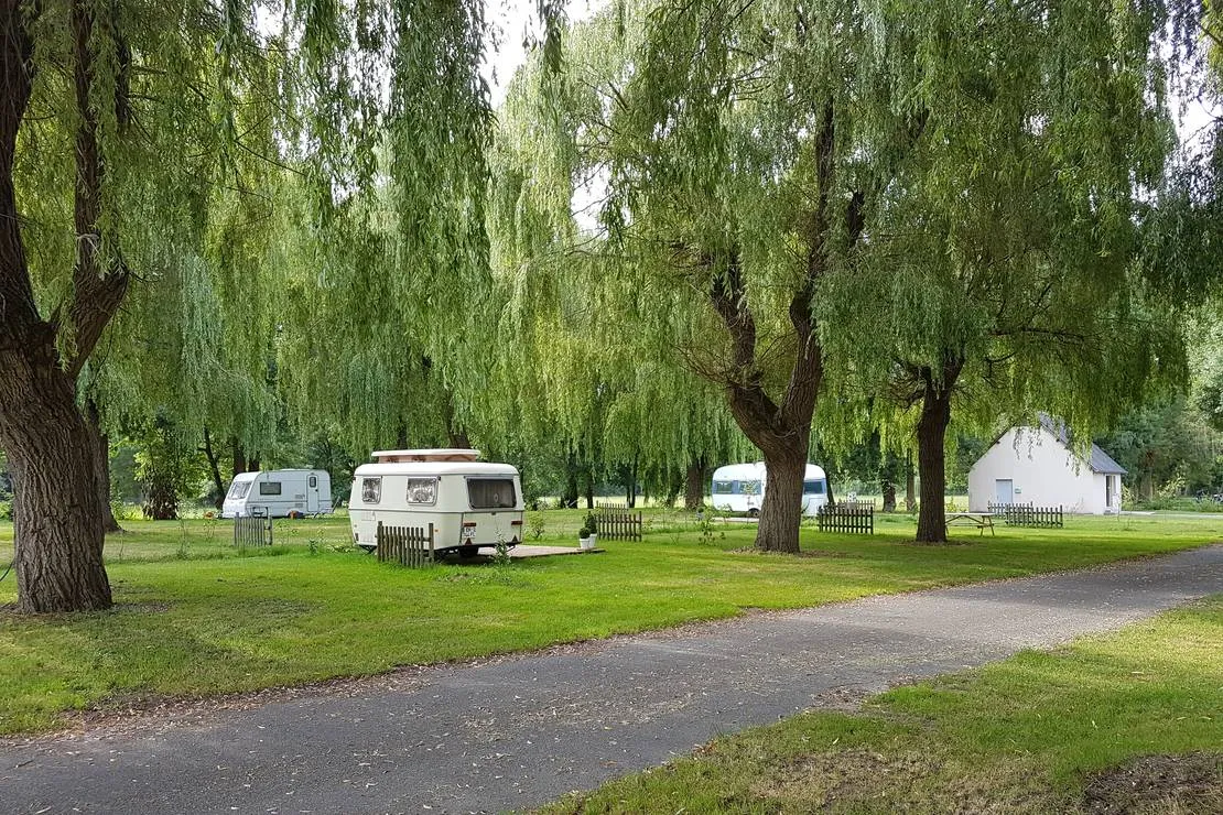 camping-de-cormery-caravane-palace-cormery-yhvkc