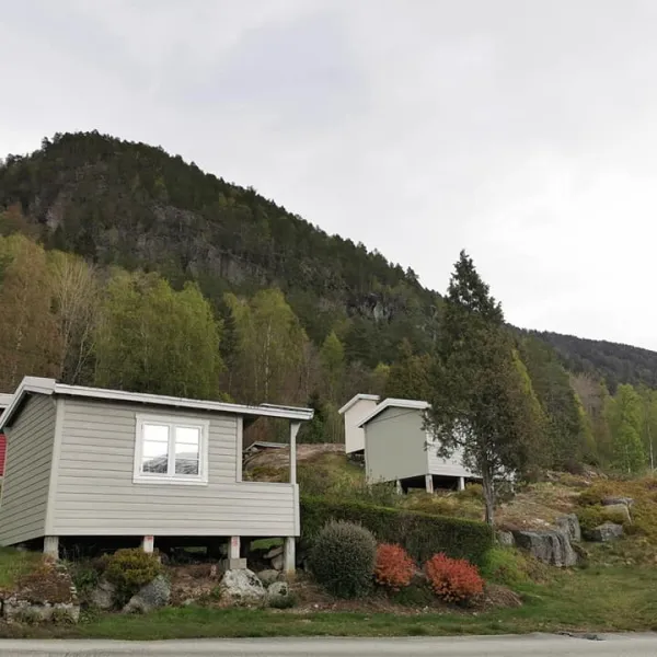 innvik-fjordcamp-innvik-zbeui