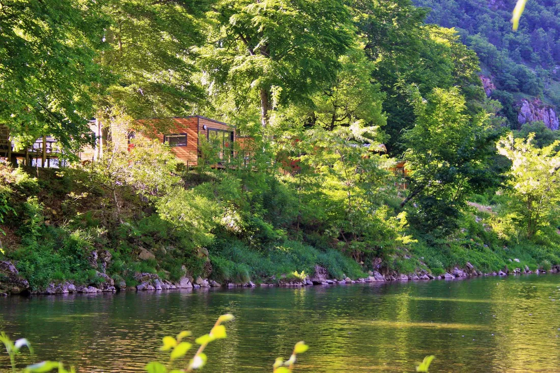 yelloh-village-nature-et-riviere-ex-les-fayards-sainte-enimie-lozere-5ca51