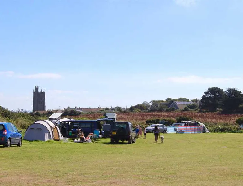 mousehole-camping-penzance-os1h4