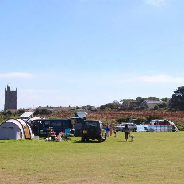 mousehole-camping-penzance-os1h4