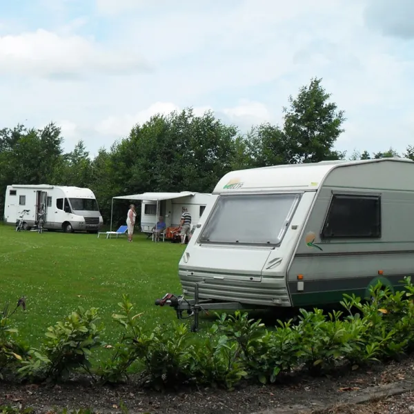 minicamping-de-roos-doezum-eo6ds