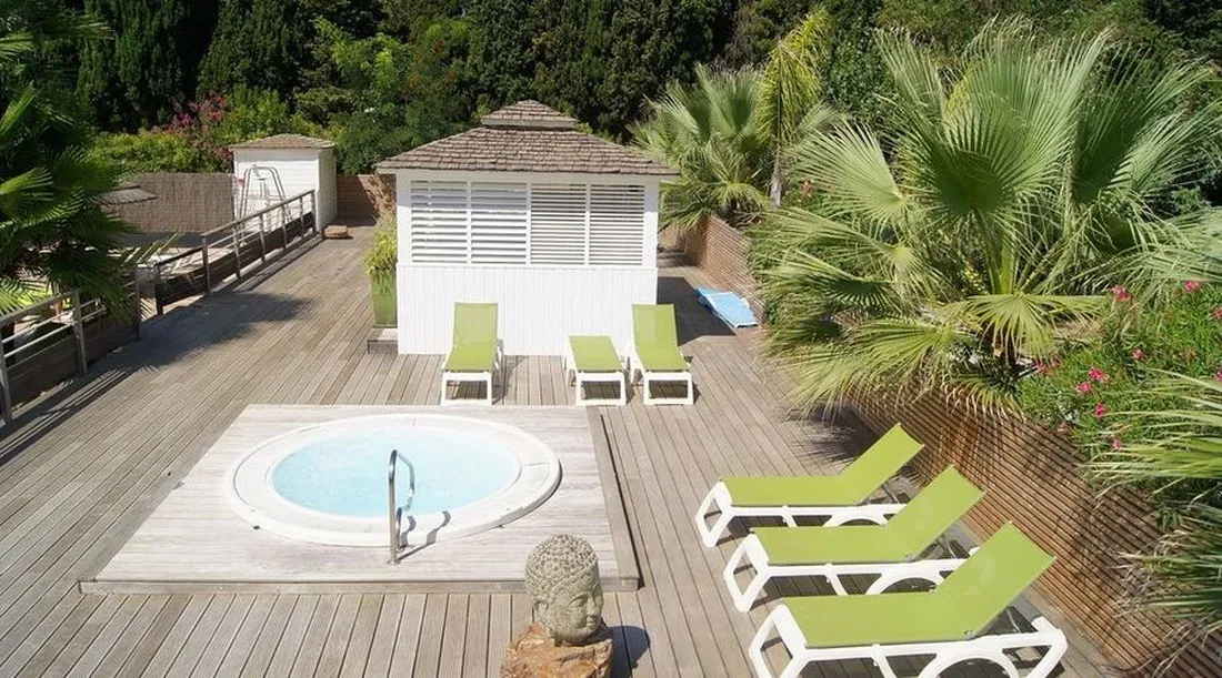ecolodge-letoile-dargens-st-aygulf-eiyug