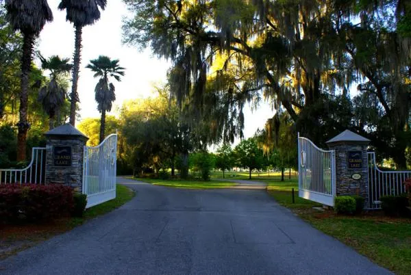 grand-lake-rv-golf-resort-citra-ylcwb
