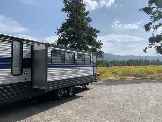 grassy-lake-road-campsite-2-moran-0pu5c