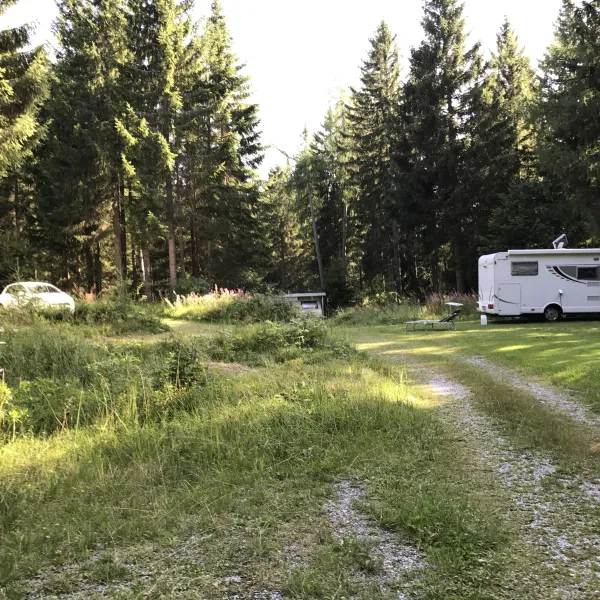 camping-hebalm-u0unx