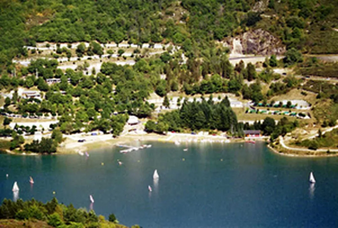 le-lac-a-morangies-villefort-cevennes-jeppo