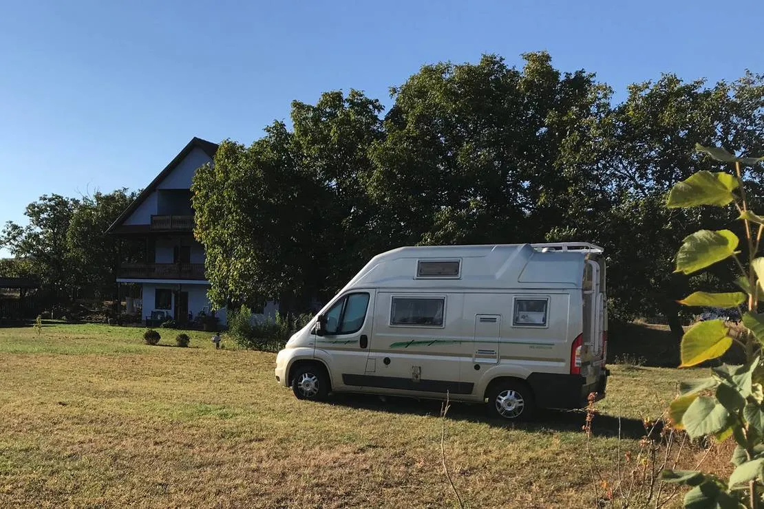 camping-la-gradina-comanesti-awlip