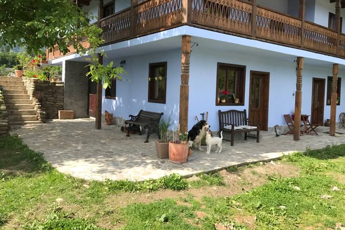 camping-la-gradina-comanesti-ceevq