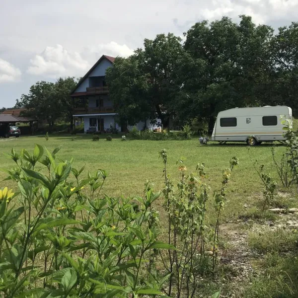 camping-la-gradina-comanesti-cpijg