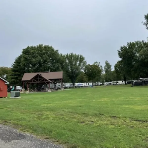 charlie-brown-campground-eastford-lwdfc