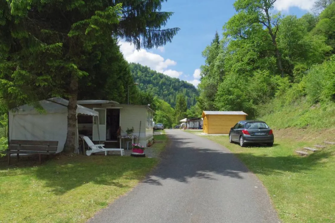 camping-municipal-glere-fju47