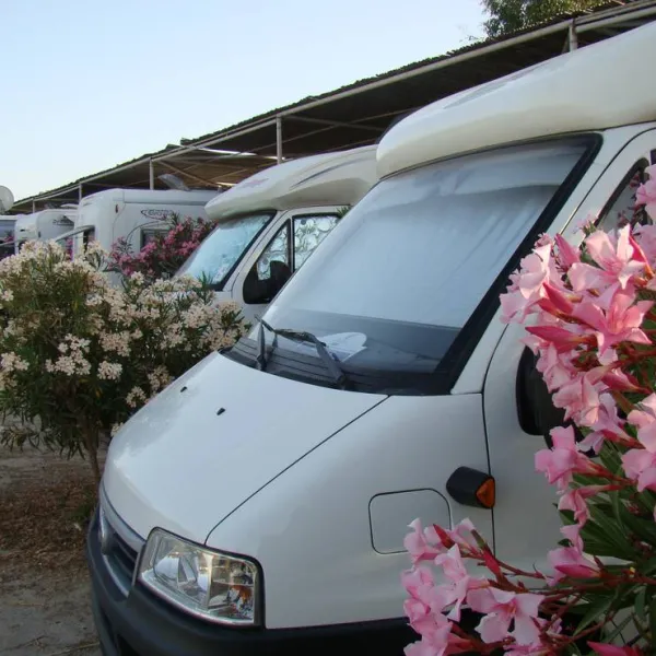 milos-achivadolimni-campingcaravanning-achivadolimni-2fzu0