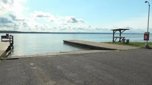 cayuga-lake-state-park-seneca-falls-sjqxe