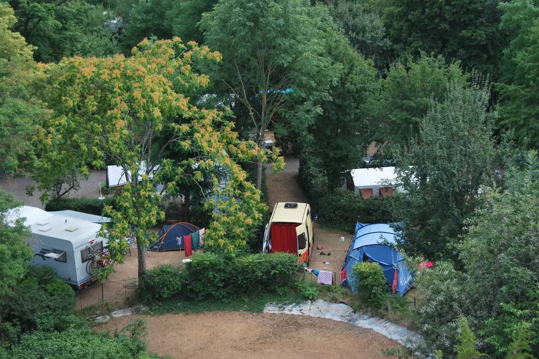 camping-chateau-de-grange-fort-issoire-les-pradeaux-1t5sx