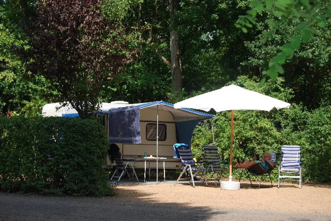 camping-chateau-de-grange-fort-issoire-les-pradeaux-h5obe