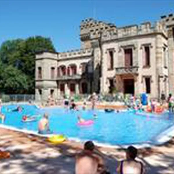 camping-chateau-de-grange-fort-issoire-les-pradeaux-jcctt