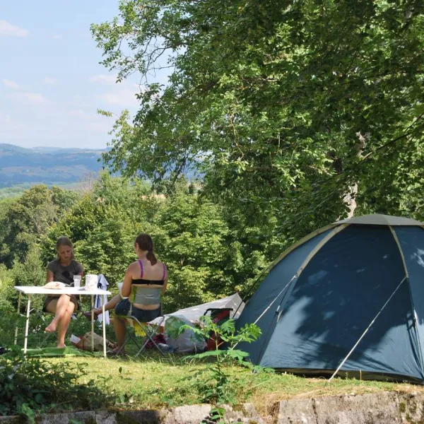 camping-chateau-de-grange-fort-issoire-les-pradeaux-oimgm