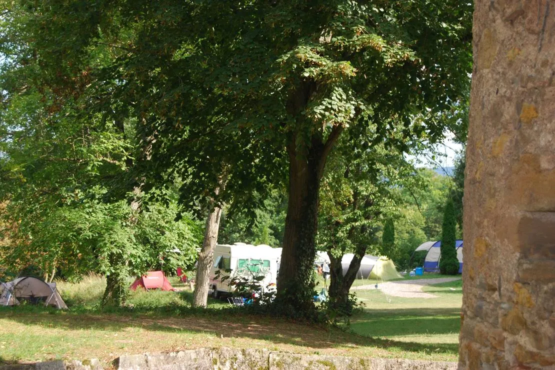 camping-chateau-de-grange-fort-issoire-les-pradeaux-sklet