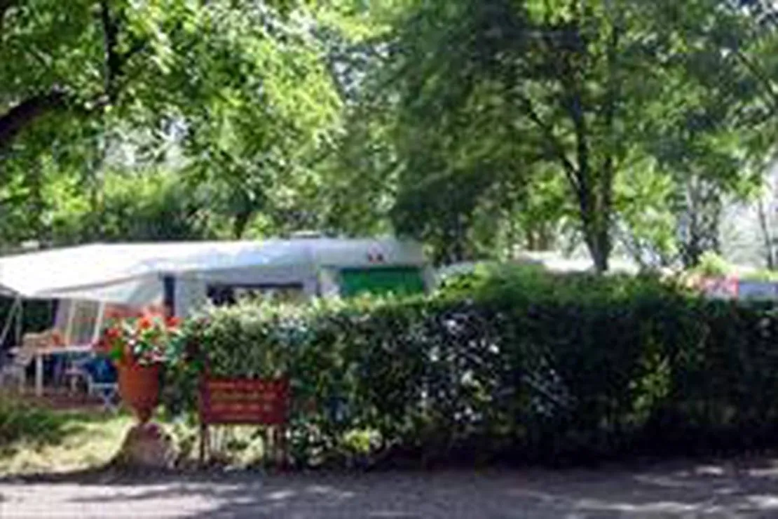 camping-chateau-de-grange-fort-issoire-les-pradeaux-wx53m