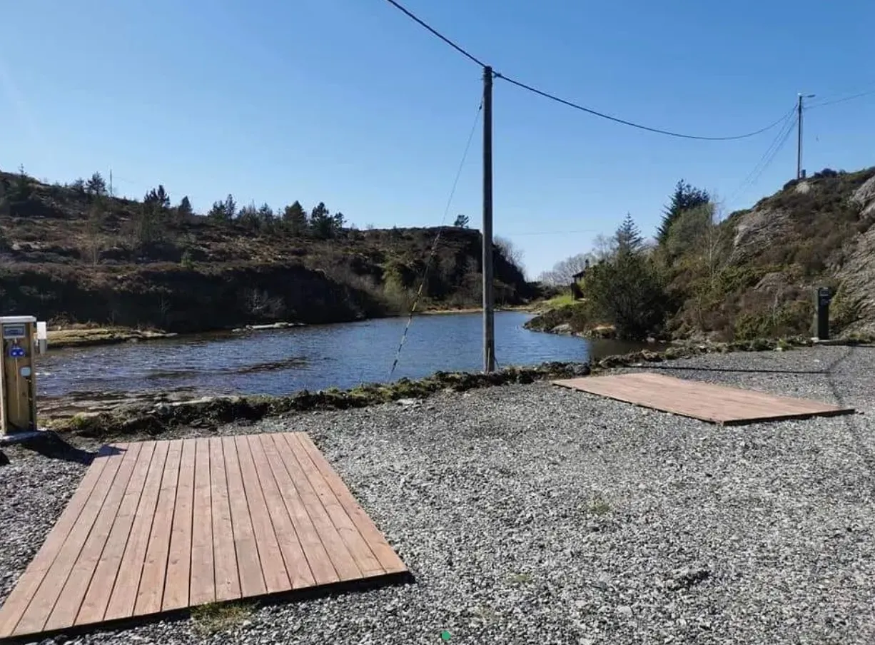 syltoy-bobilparkering-fjell-yyku1