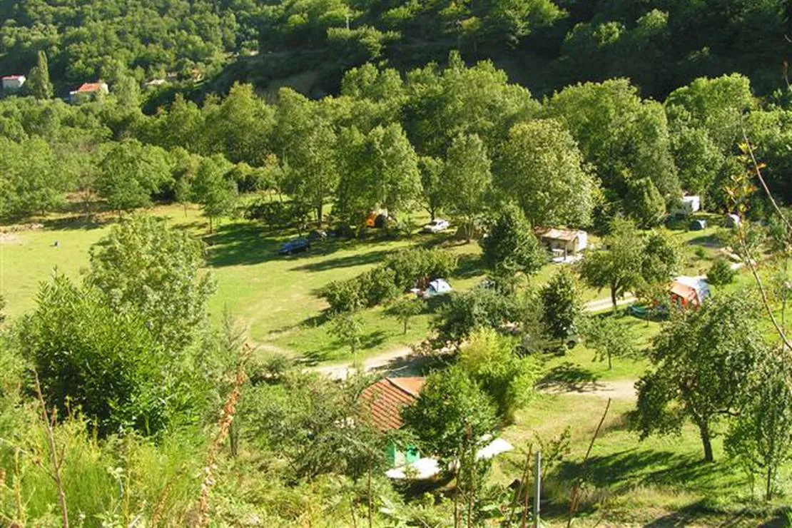 camping-la-besorgues-aizac-ezvf4