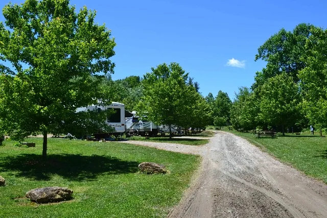 orchard-lake-campground-saluda-1jvkc