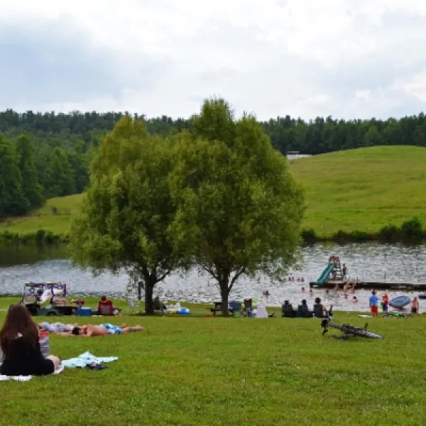 orchard-lake-campground-saluda-iwr1k