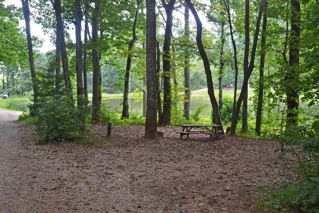 orchard-lake-campground-saluda-rdv4g