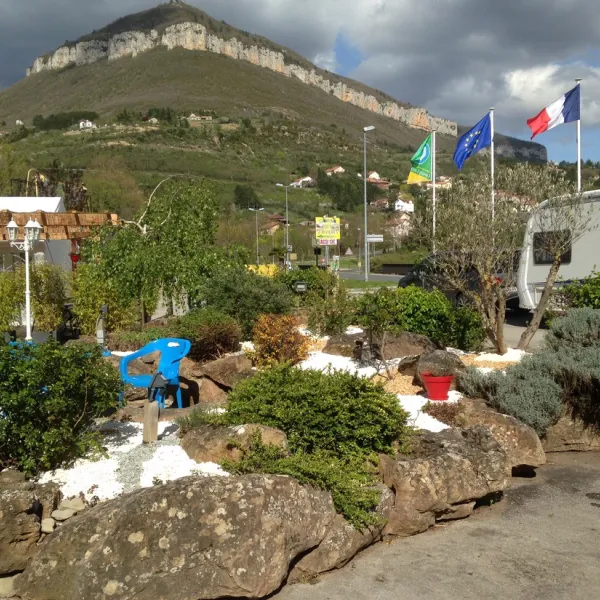 des-deux-rivieres-millau-aveyron-pladj