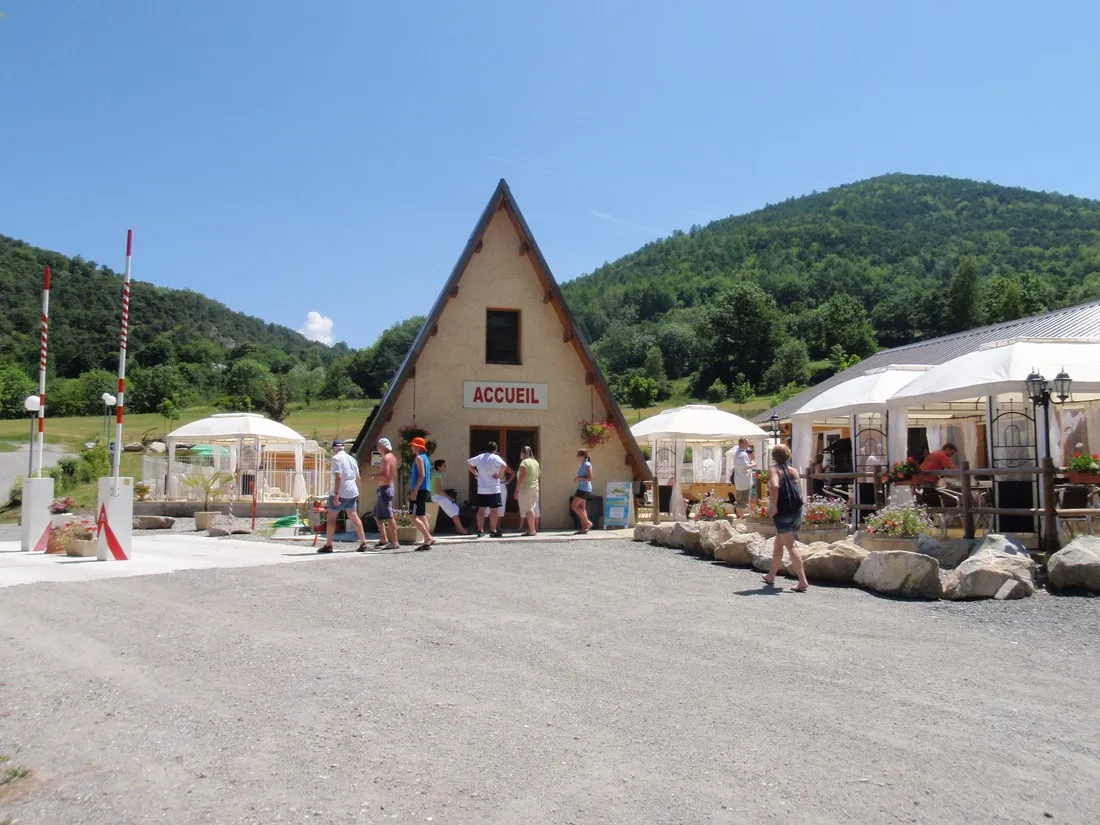 campasun-de-laigle-la-breole-lwplk