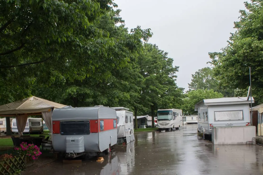 camping-de-la-pichette-corseaux-ncp5i