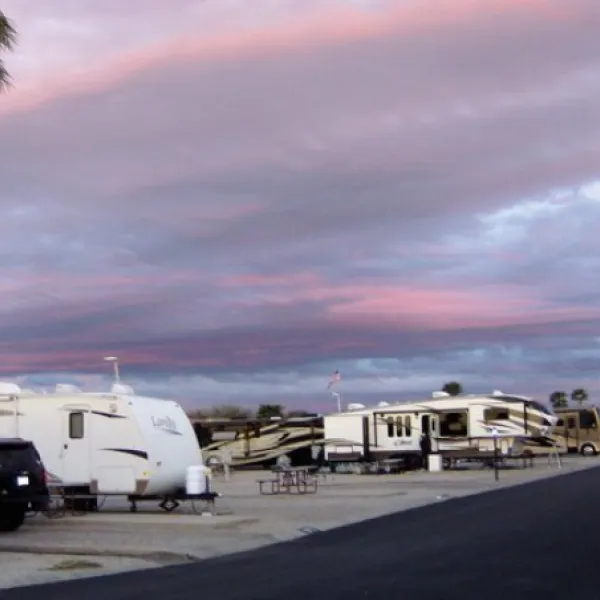 voyager-rv-resort-tucson-diqsi