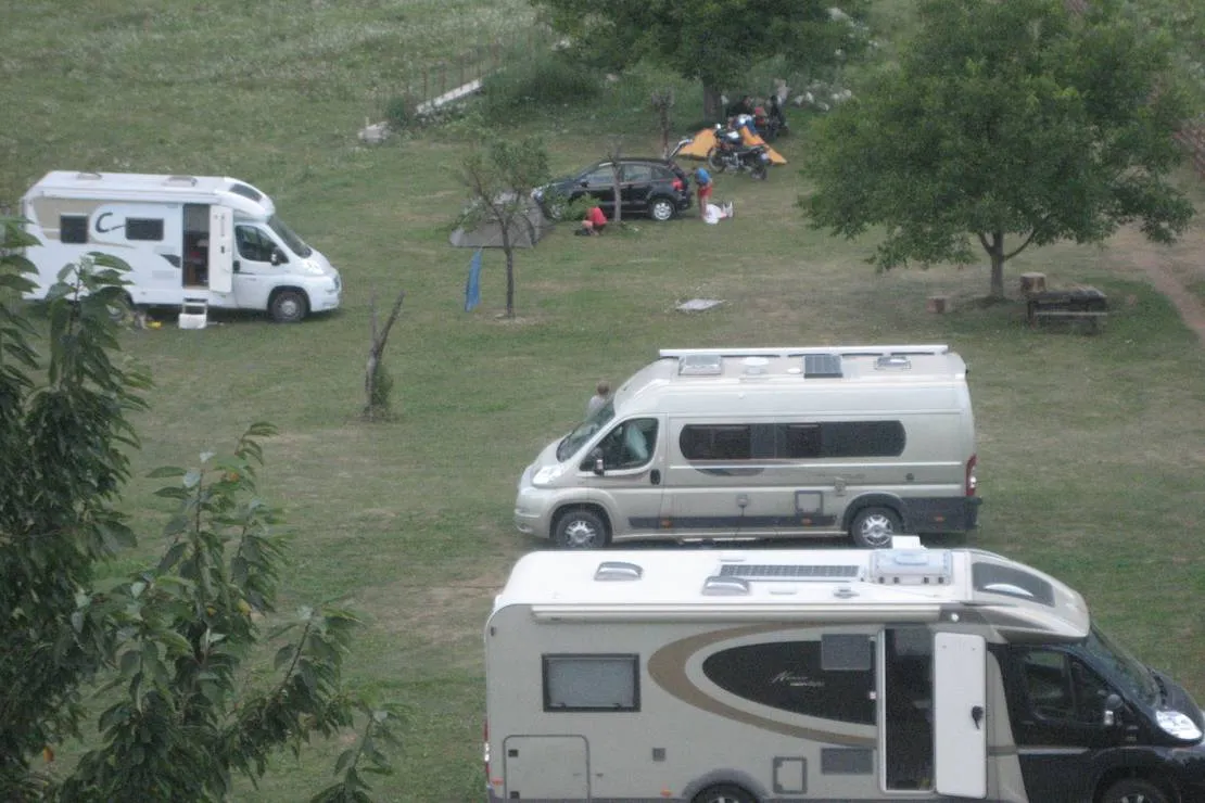 camping-lakeviews-plav-jbbit