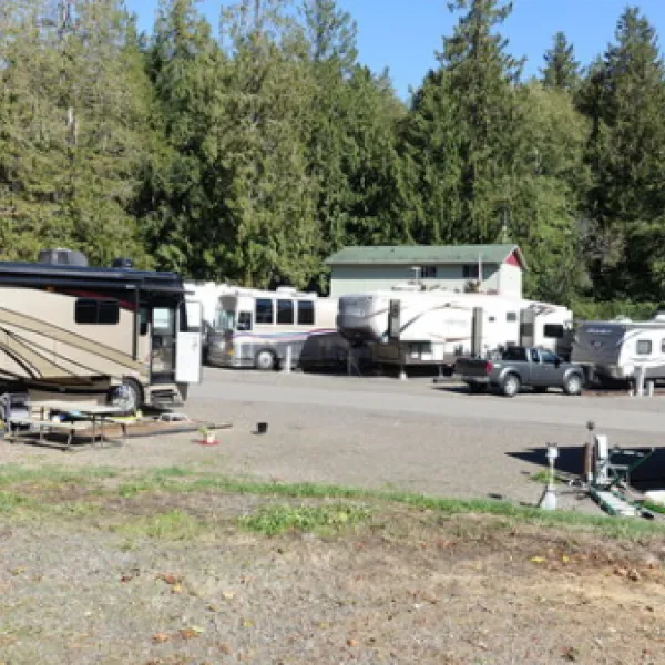 eagle-tree-rv-park-poulsbo-vekms