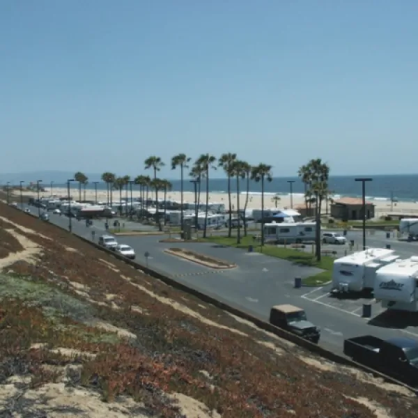 dockweiler-beach-rv-park-playa-del-rey-cwmu6
