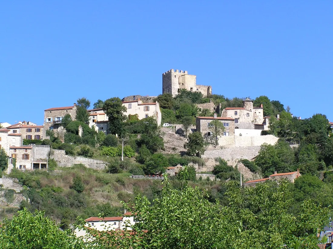 le-pre-montaigut-le-blanc-puy-de-dome-oniak