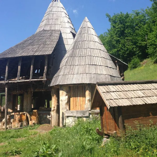 camping-etno-selo-vukovic-tomasevo-bijelo-polje-0efao
