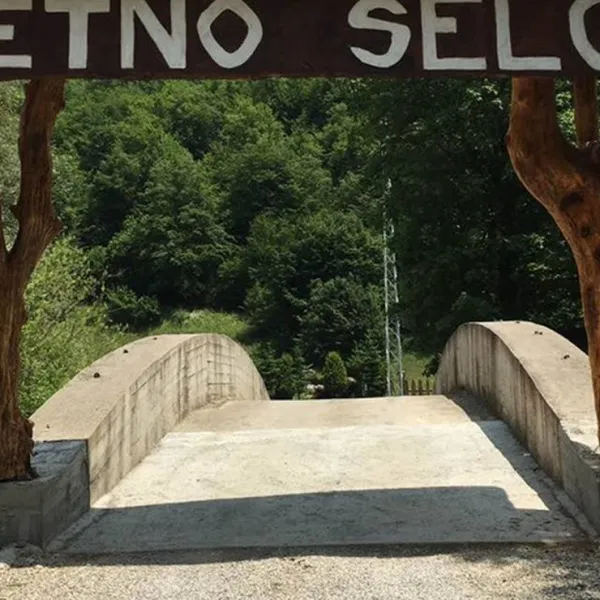 camping-etno-selo-vukovic-tomasevo-bijelo-polje-5l10r