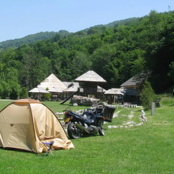 camping-etno-selo-vukovic-tomasevo-bijelo-polje-8dg4b