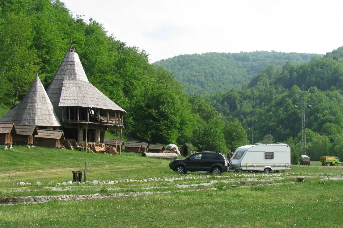 camping-etno-selo-vukovic-tomasevo-bijelo-polje-okkov