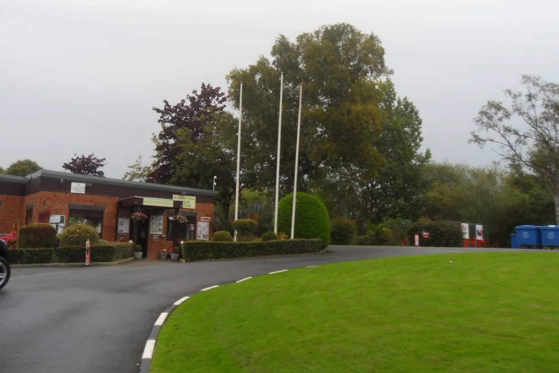 riverside-meadows-country-caravan-park-ripon-pfkdb