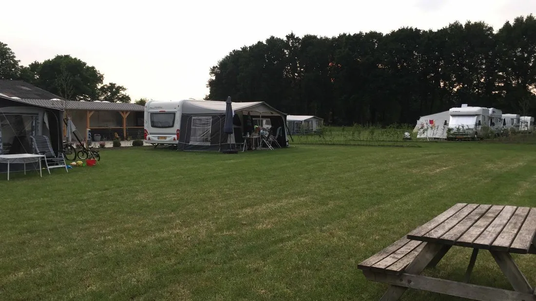 minicamping-de-rozehoeve-t-harde-ufhaf