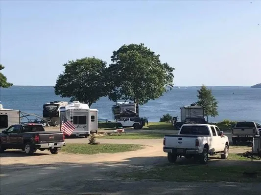 moorings-oceanfront-rv-resort-belfast-wqihz