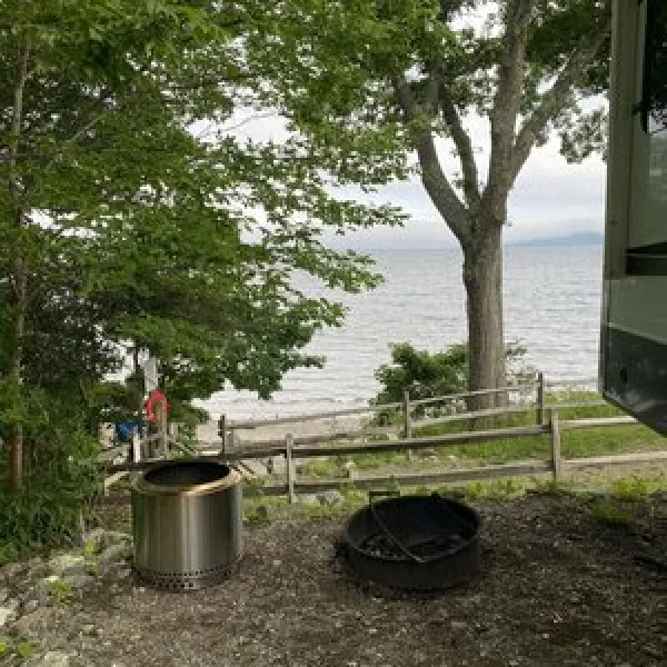 moorings-oceanfront-rv-resort-belfast-xigxa