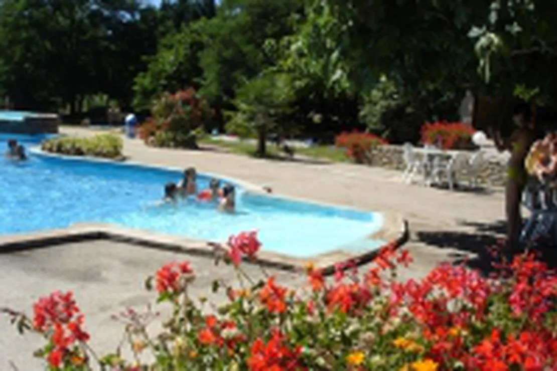 camping-loasienne-lissac-et-mouret-b95v9